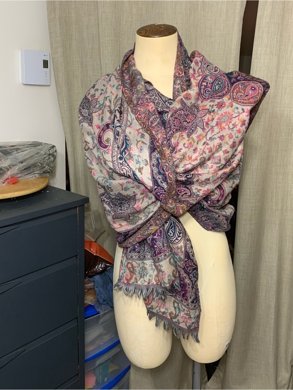 Paisley Woven Scarf Wrap Purple Cream Rectangle Fringed Shawl 28"X80" Reversible - Picture 11 of 11